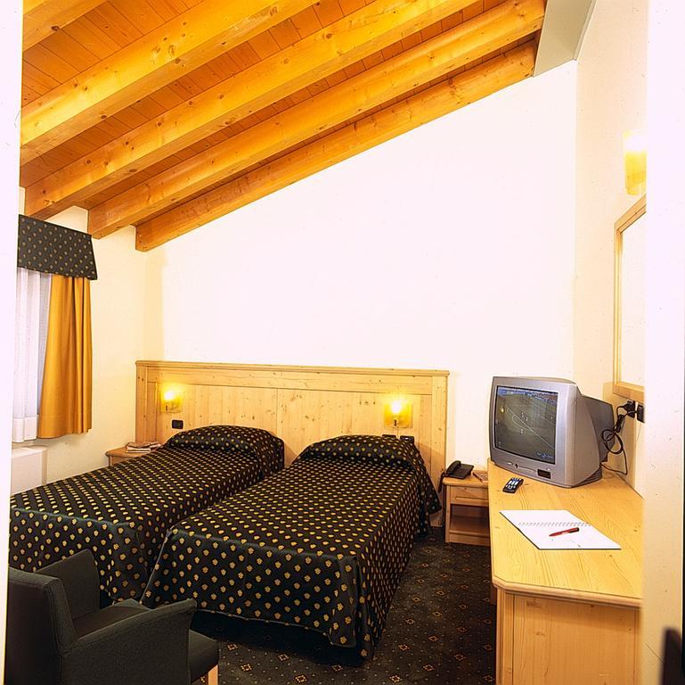 Ghirano Hotel Dall'Ongaro מראה חיצוני תמונה