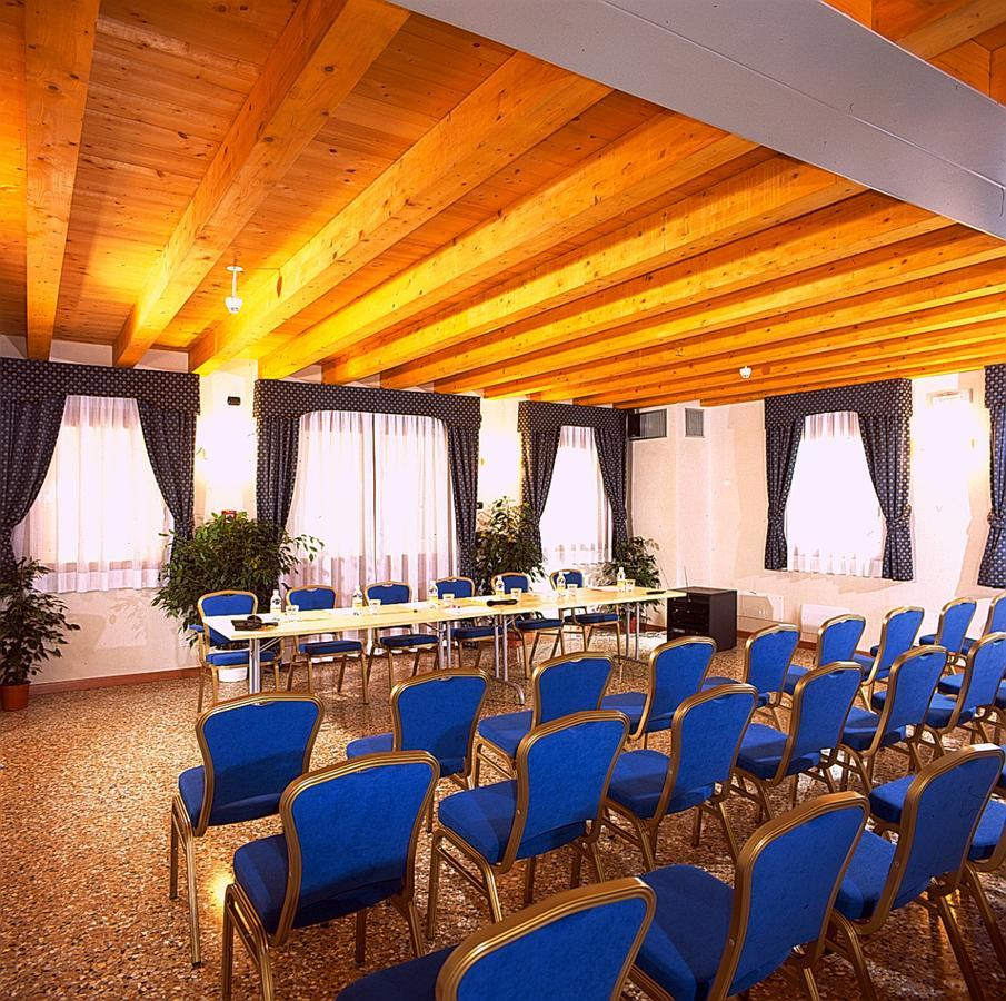 Ghirano Hotel Dall'Ongaro מראה חיצוני תמונה