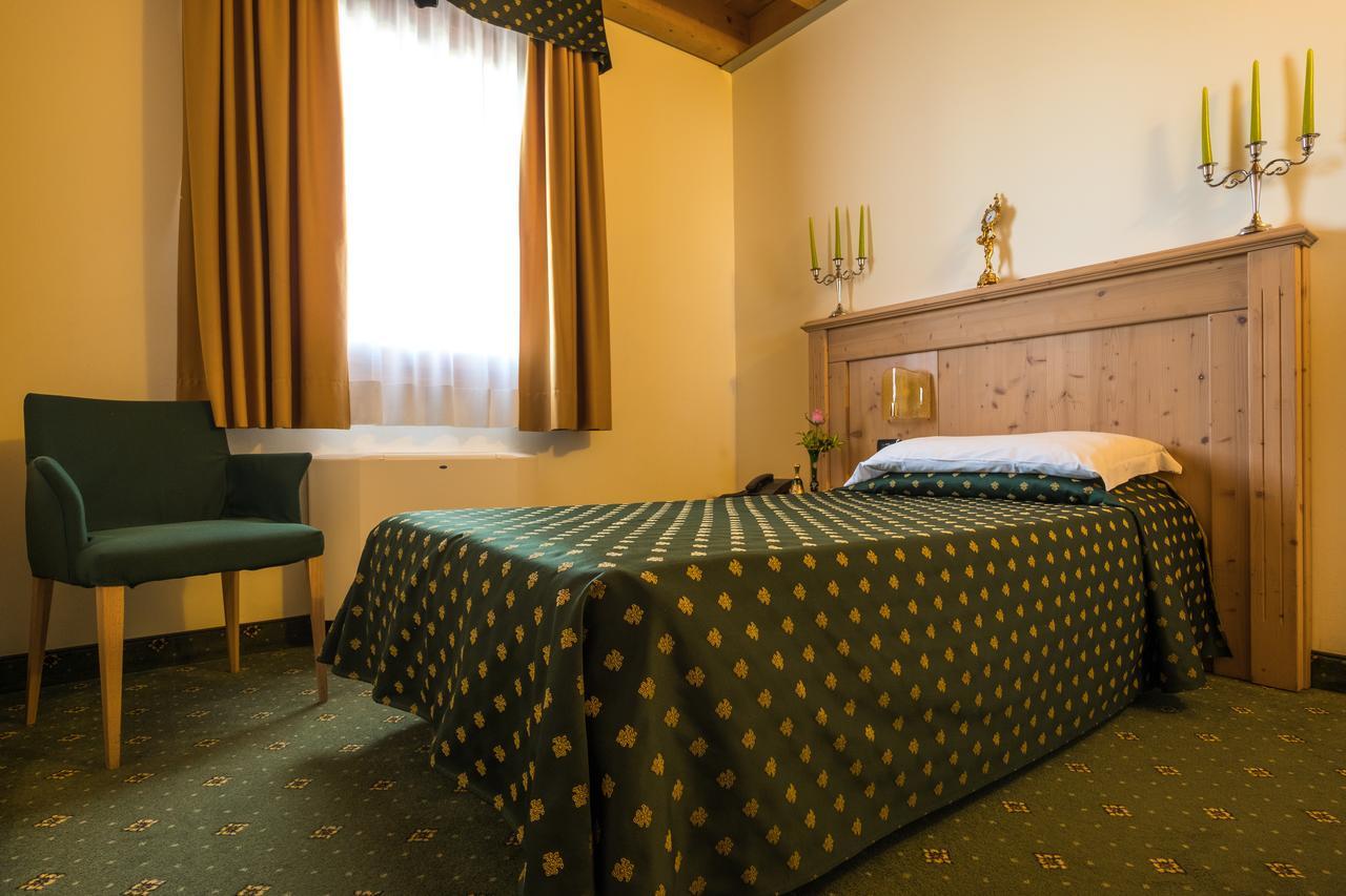 Ghirano Hotel Dall'Ongaro מראה חיצוני תמונה