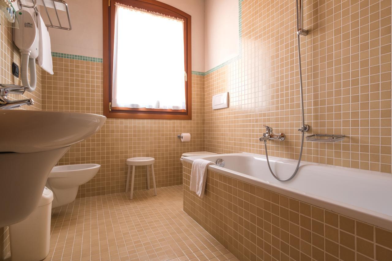 Ghirano Hotel Dall'Ongaro מראה חיצוני תמונה